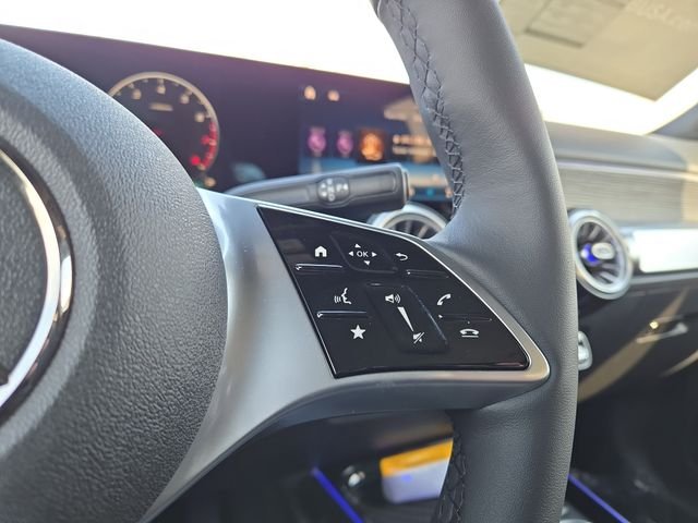 New 2026 Mountain Grey Metallic Mercedes-Benz GLB250 image 17