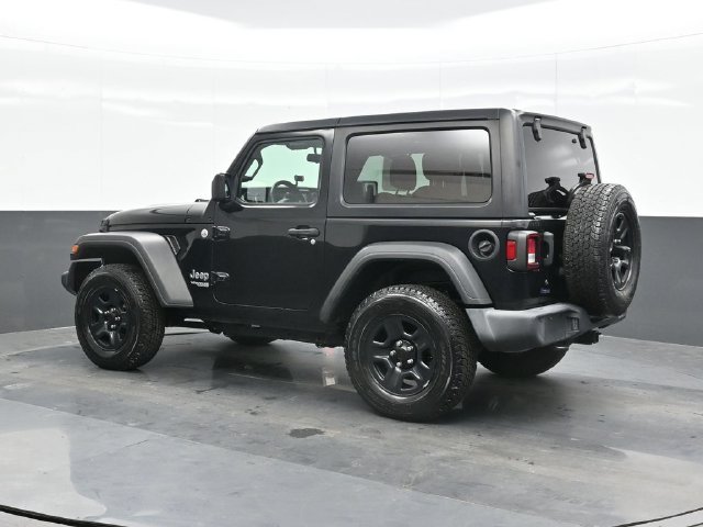 Used 2021 Black Jeep Sport image 9