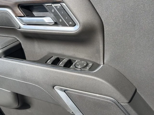 New 2026 Sterling Metallic GMC SLT image 38