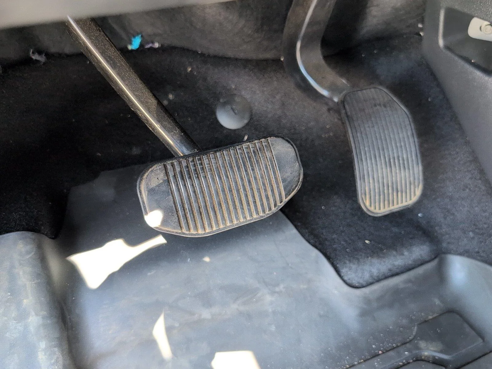 Used 2024 Oxford White Ford LARIAT image 16
