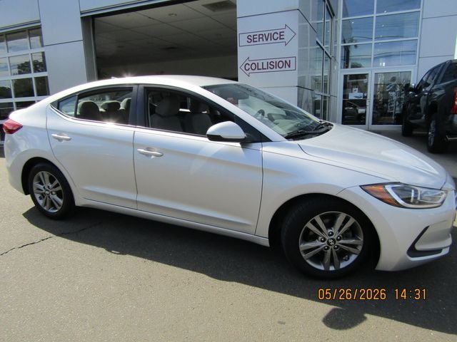 2017 Hyundai Elantra 2.0 SE A/T's photo