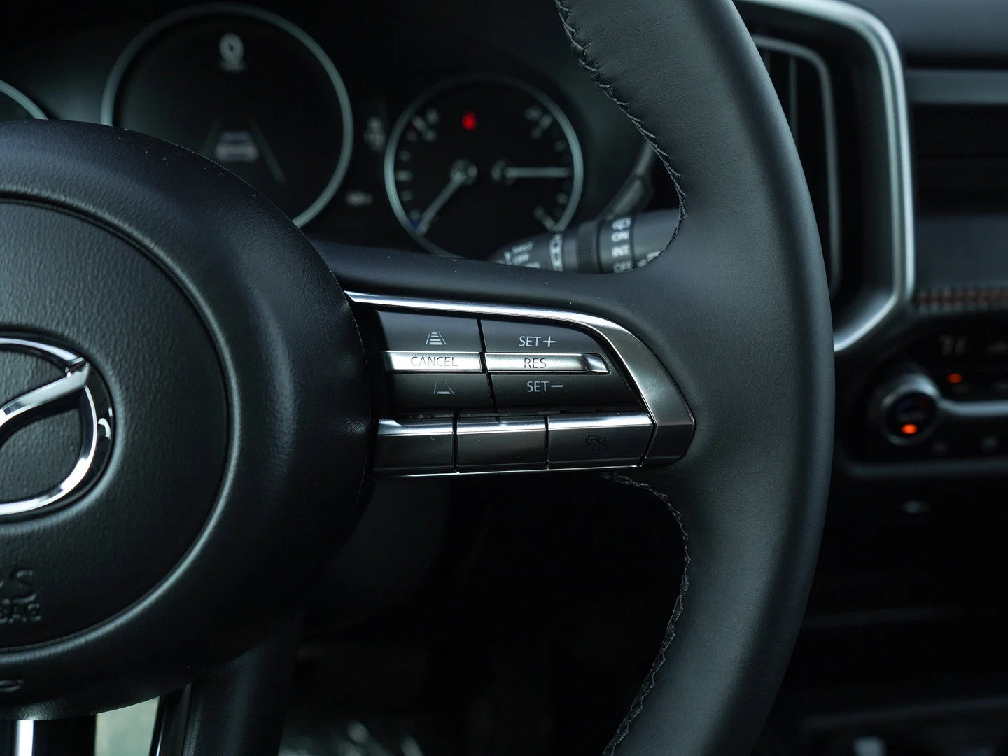 New 2026 Wind Chill Pearl Mazda Premium AWD image 22