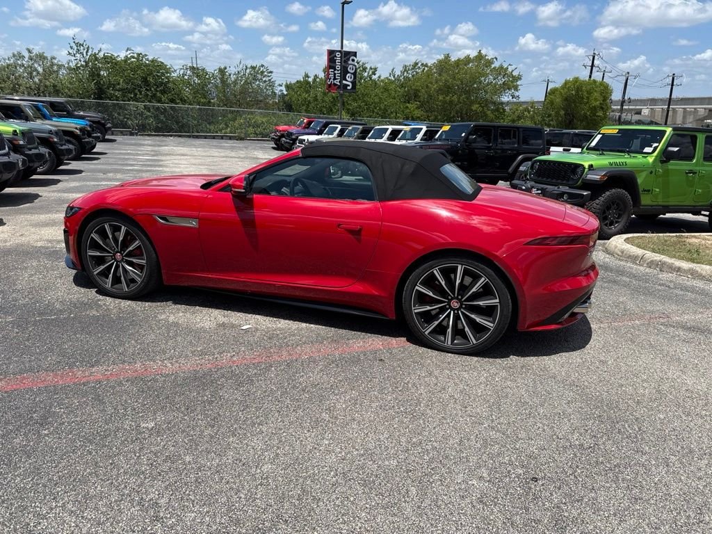 Used 2021 Red Jaguar R image 16