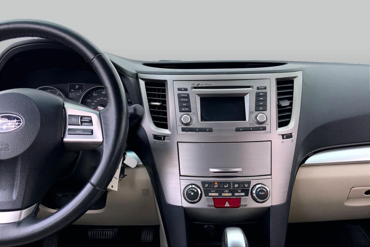 Used 2014 Satin White Pearl Subaru 2.5i Premium image 7