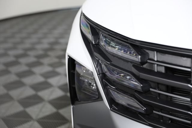 New 2026 White Hyundai SEL Premium image 29