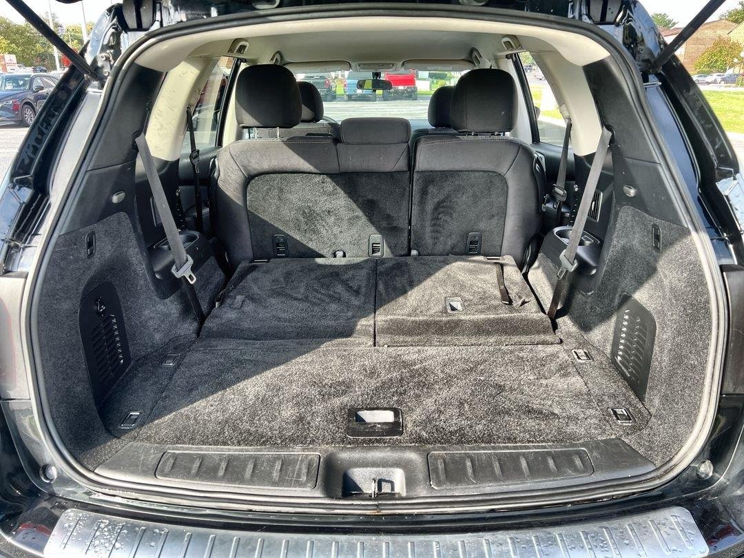 Used 2020 Magnetic Black Pearl Nissan S image 24