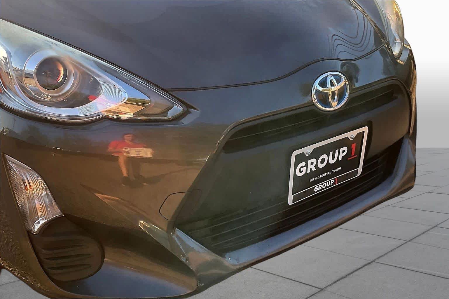 Used 2016 Magnetic Gray Metallic Toyota One image 26