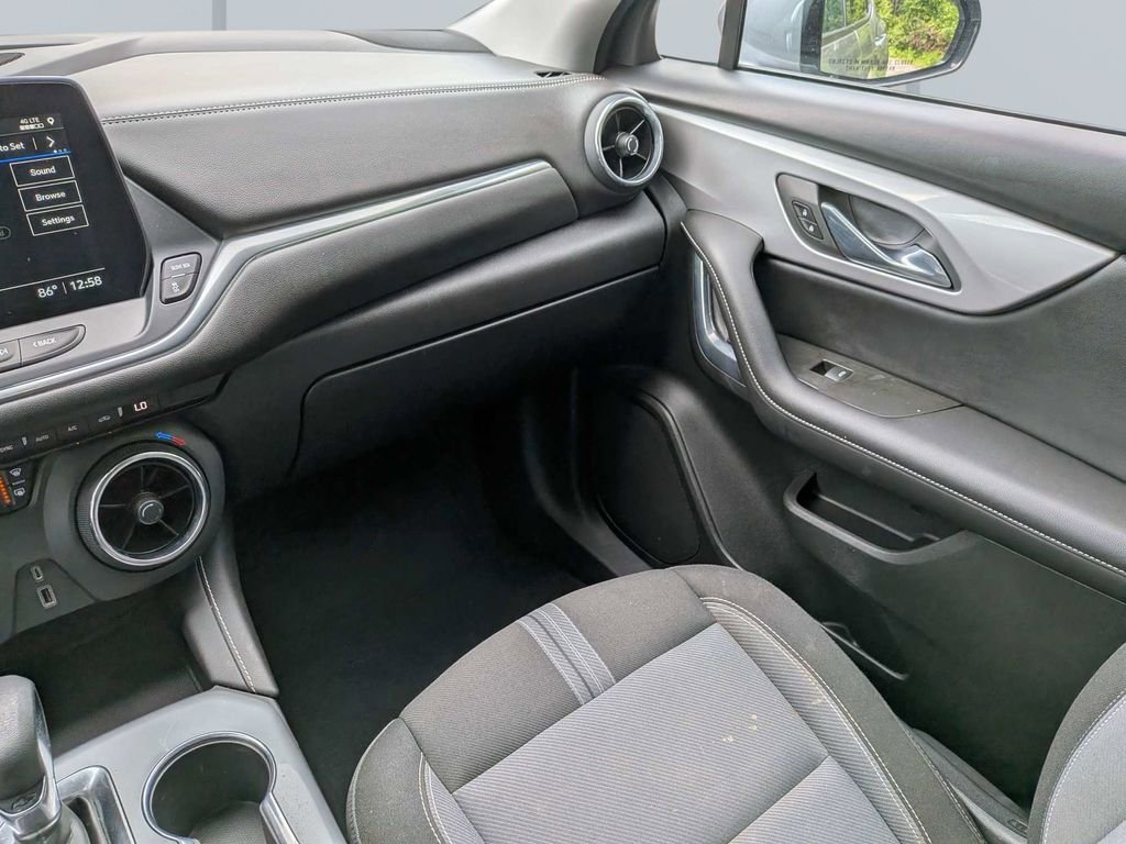 Used 2023 Gray Chevrolet LT image 16