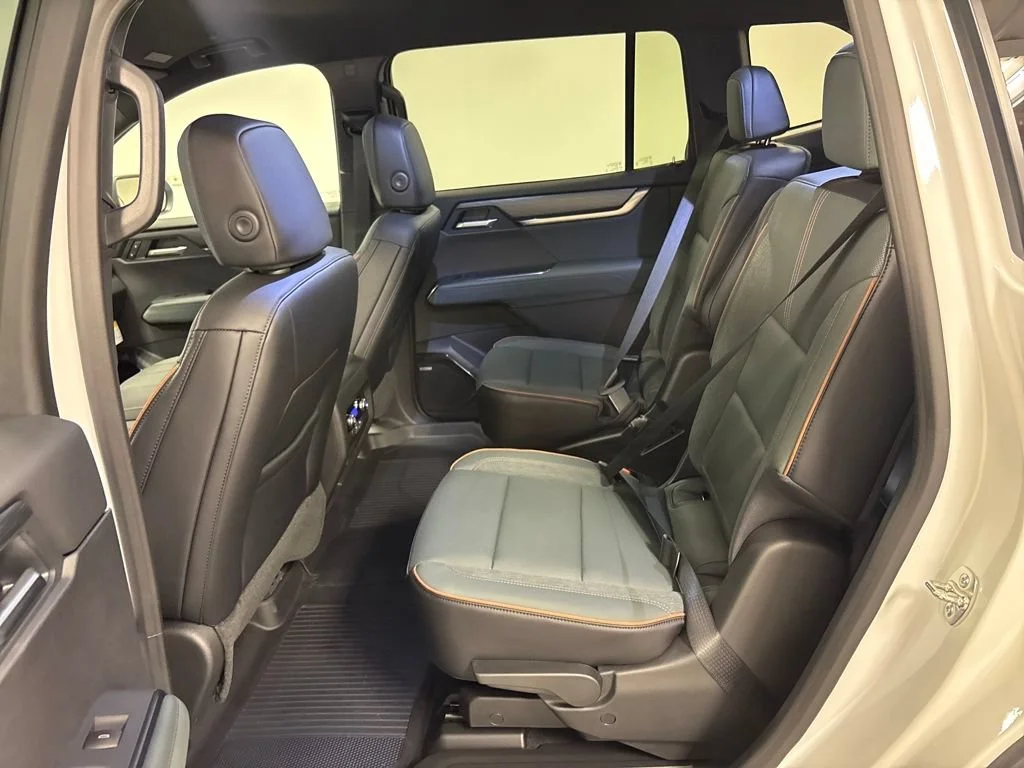 2026 GMC Acadia AT4 - Photo 41