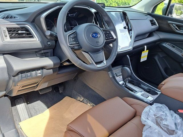 New 2026 CRYSTAL WHITE PEARL Subaru Touring 7-Passenger image 7