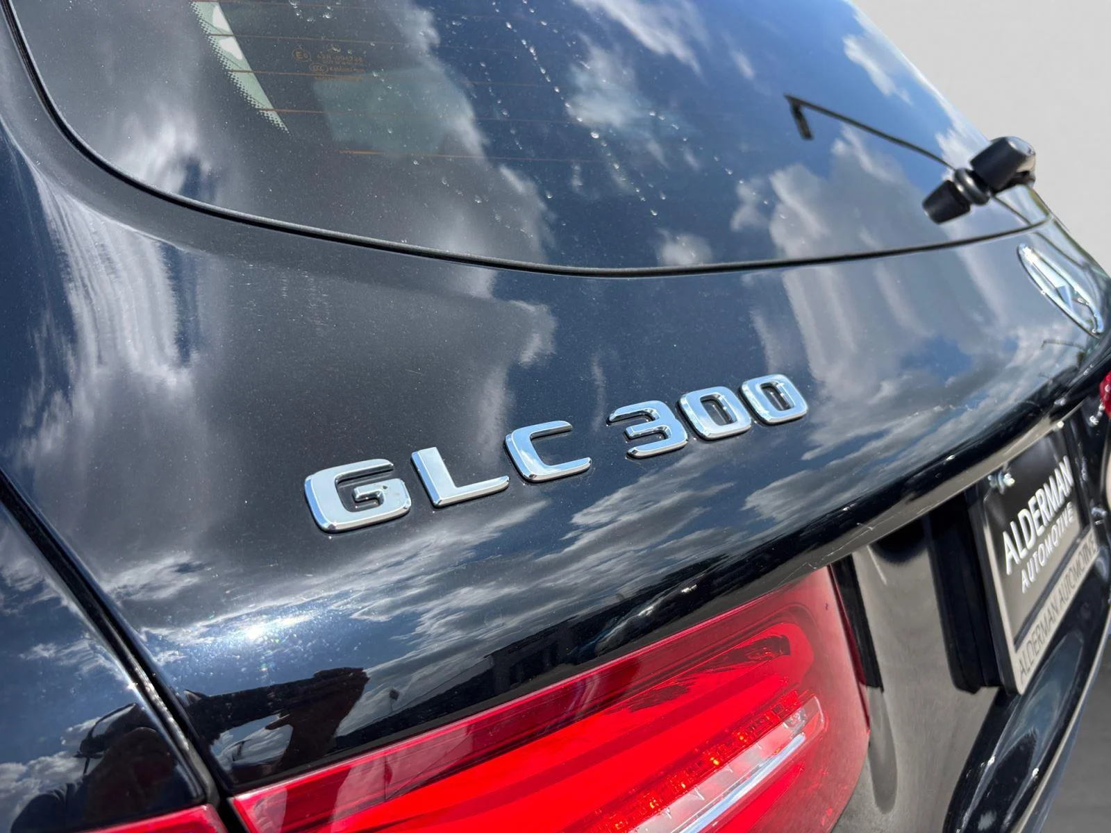 Used 2019 Black Mercedes-Benz GLC 300 image 60
