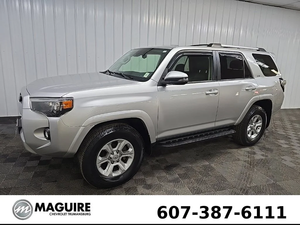 Used 2020 Silver Toyota SR5 Premium image 6
