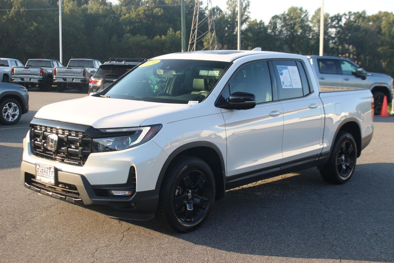 Used 2024 White Honda Black Edition image 3