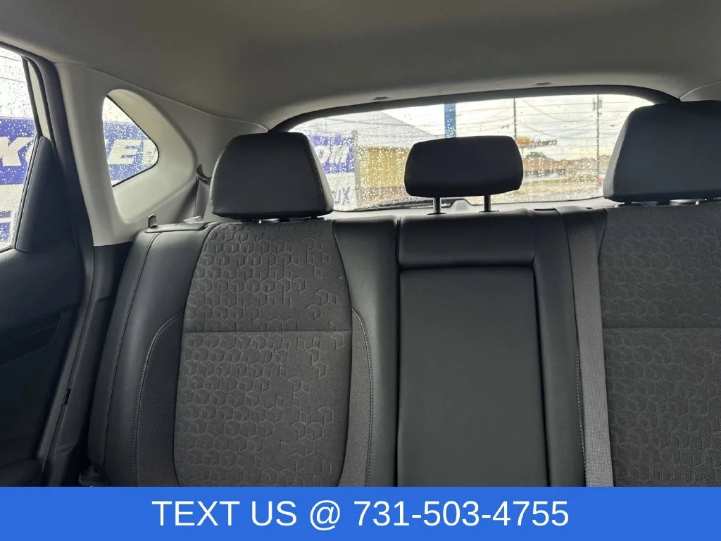Used 2025 White Kia S image 44