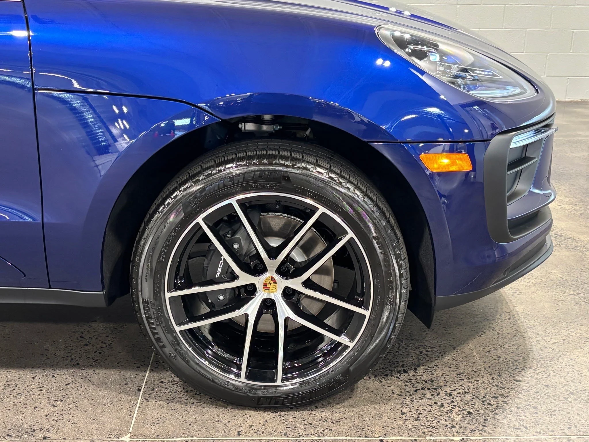 New 2026 Gentian Blue Metallic Porsche  image 11