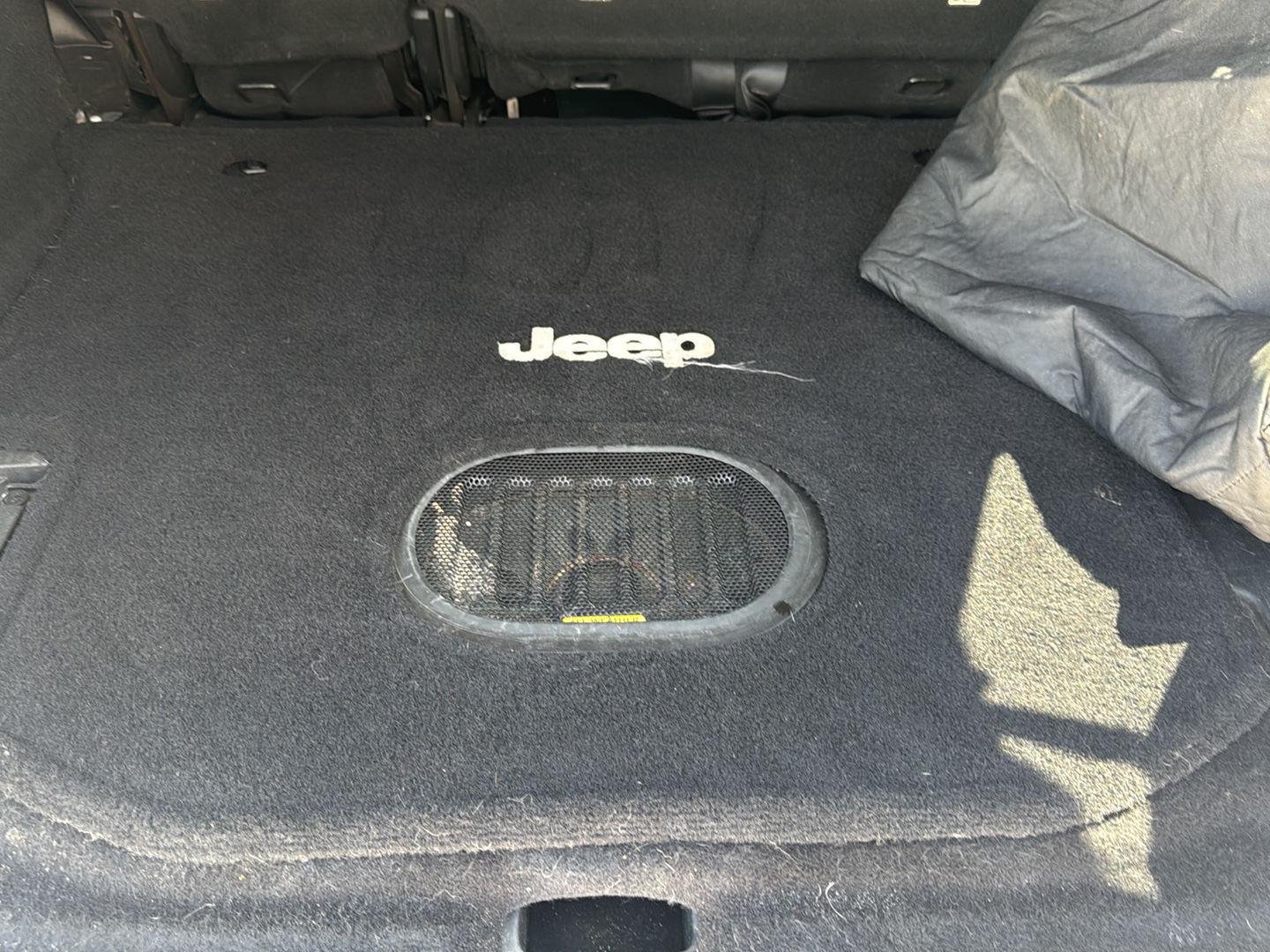 Used 2016 Bright White Clearcoat Jeep Backcountry image 31