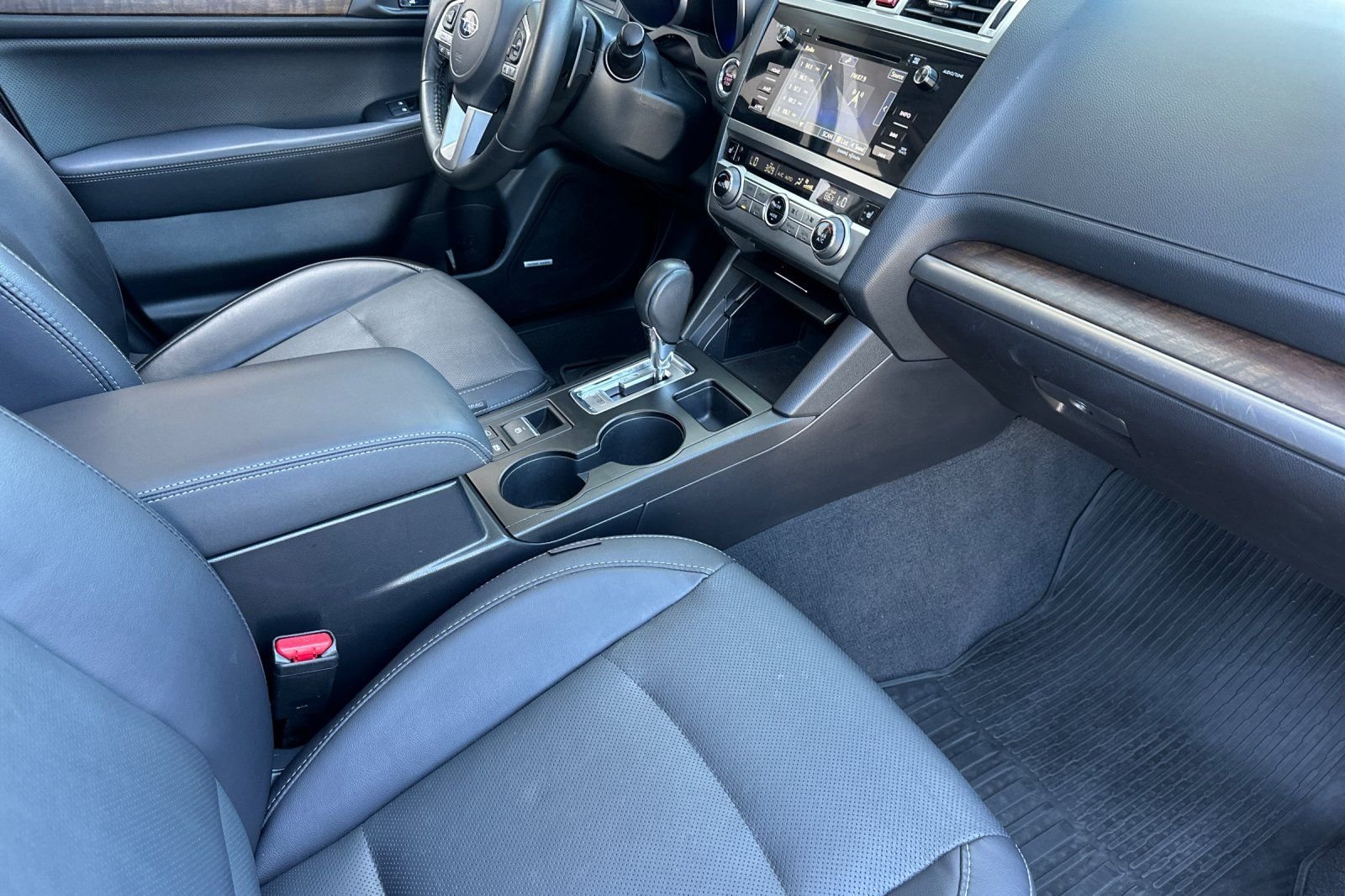Used 2017 Red Subaru 2.5i image 16