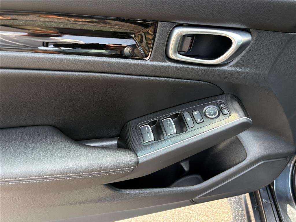 2026 Honda Civic Hatchback Sport Touring - Photo 21