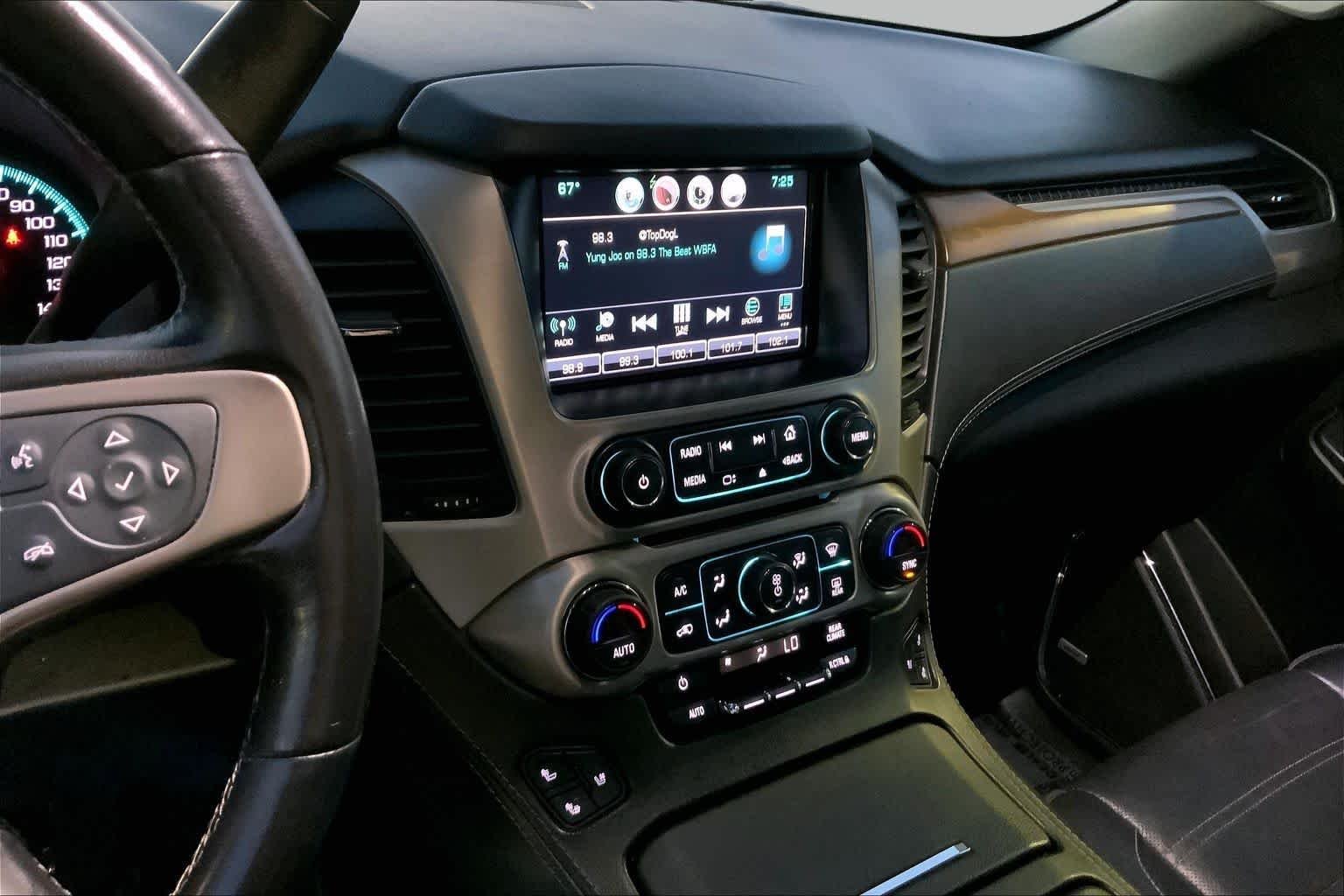 Used 2019 Summit White GMC Denali image 6