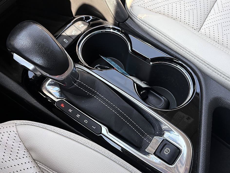 Used 2023 Moonstone Gray Metallic Buick Essence image 21