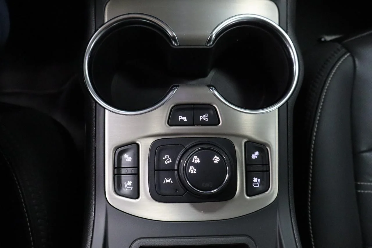 2024 GMC Terrain Denali - Photo 25