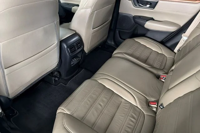 Used 2019 Platinum White Pearl Honda EX image 17