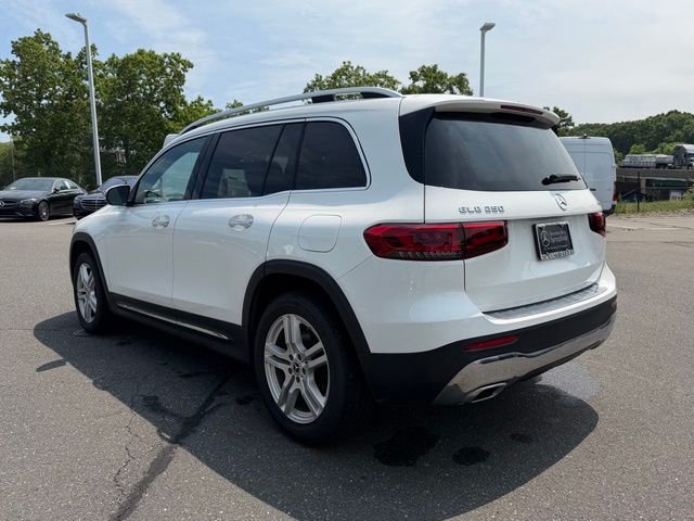 Certified Used 2022  Mercedes-Benz GLB 250 image 5