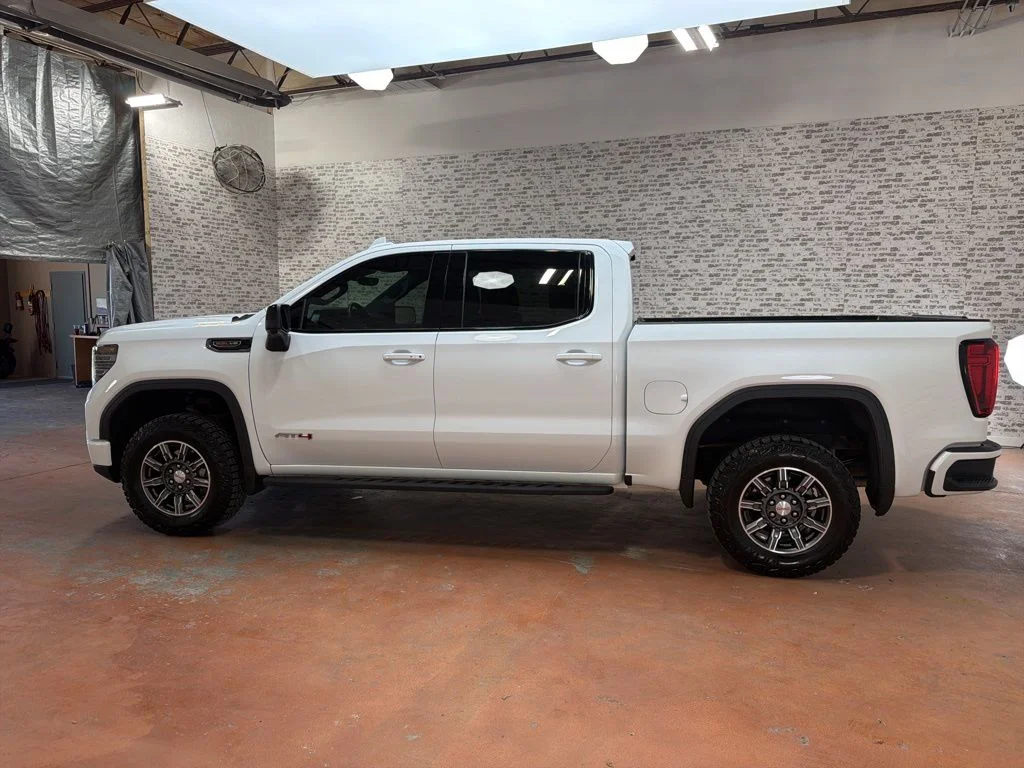 Used 2024 Summit White GMC AT4 image 4