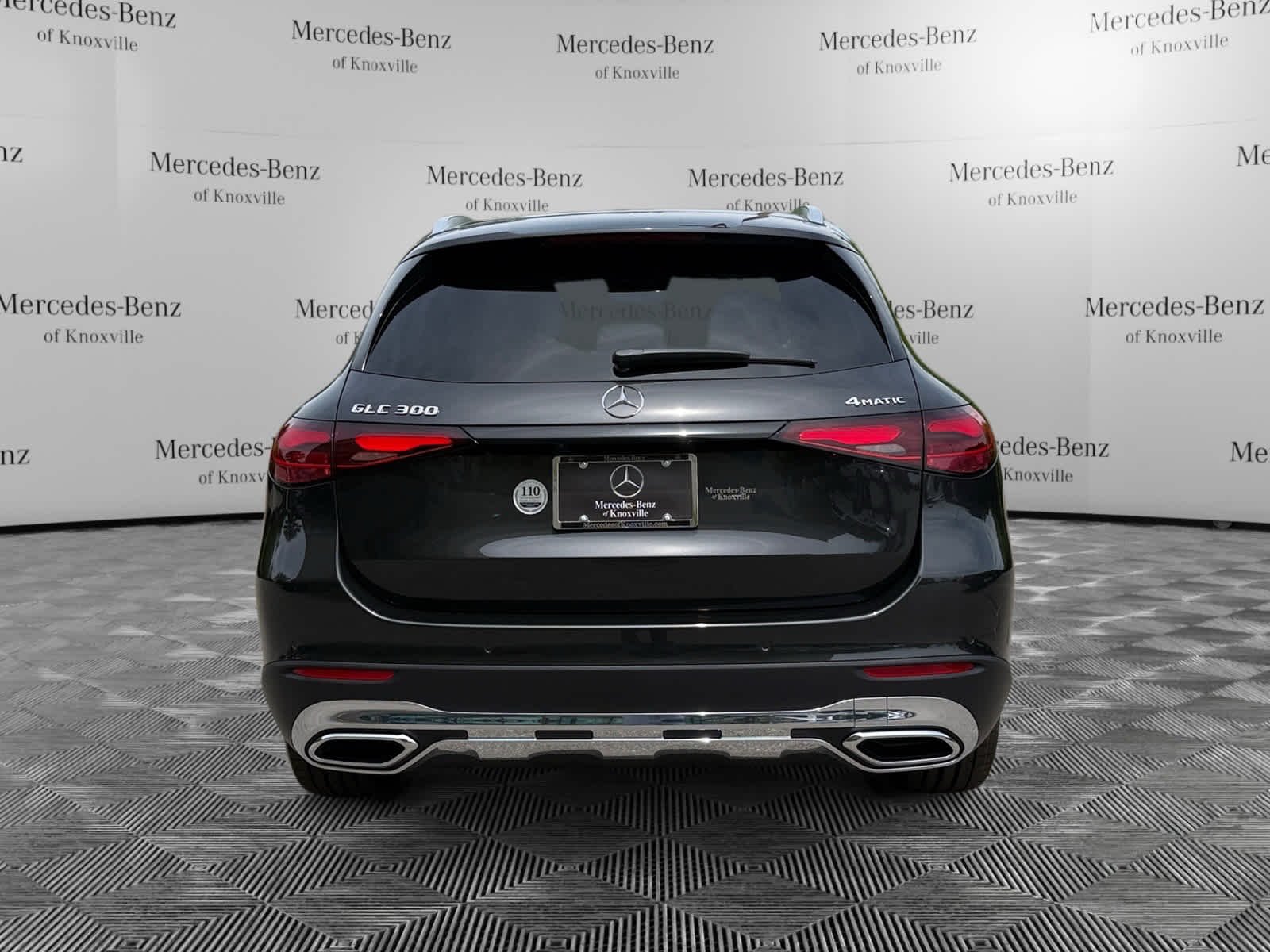 New 2026 Graphite Grey Metallic Mercedes-Benz GLC 300 image 4