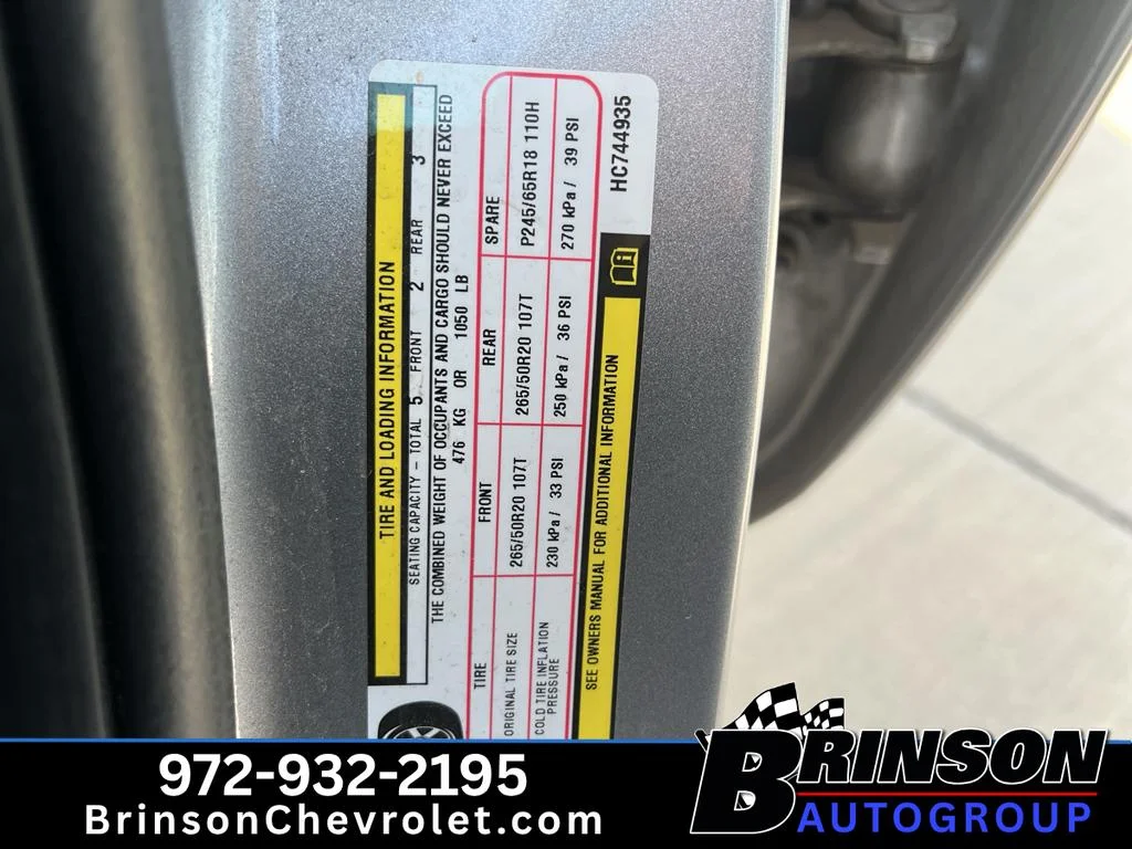 Used 2017 Silver Jeep Altitude image 12