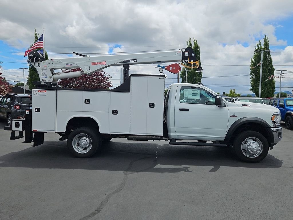 New 2024 Bright White Clear-Coat Exterior Paint RAM Tradesman image 7