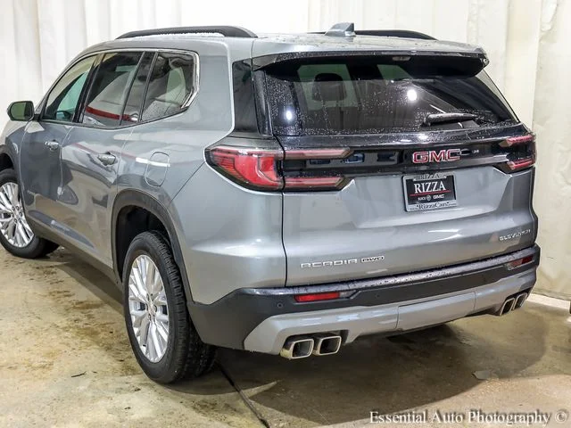 Used 2026 Silver GMC Elevation image 5