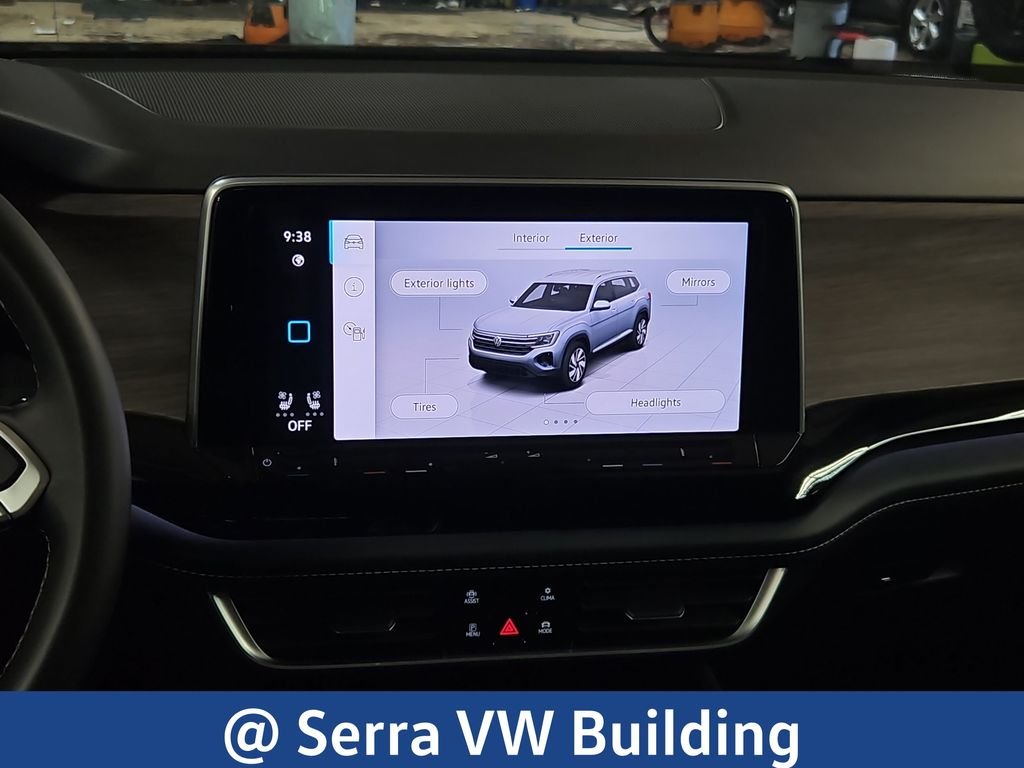 Certified Used 2024 Silver Volkswagen 2.0T SEL image 21