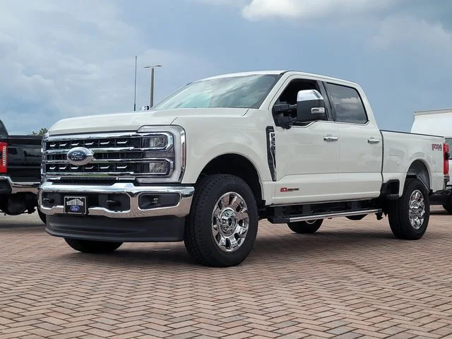 New 2026 White Metallic Ford Lariat image 32