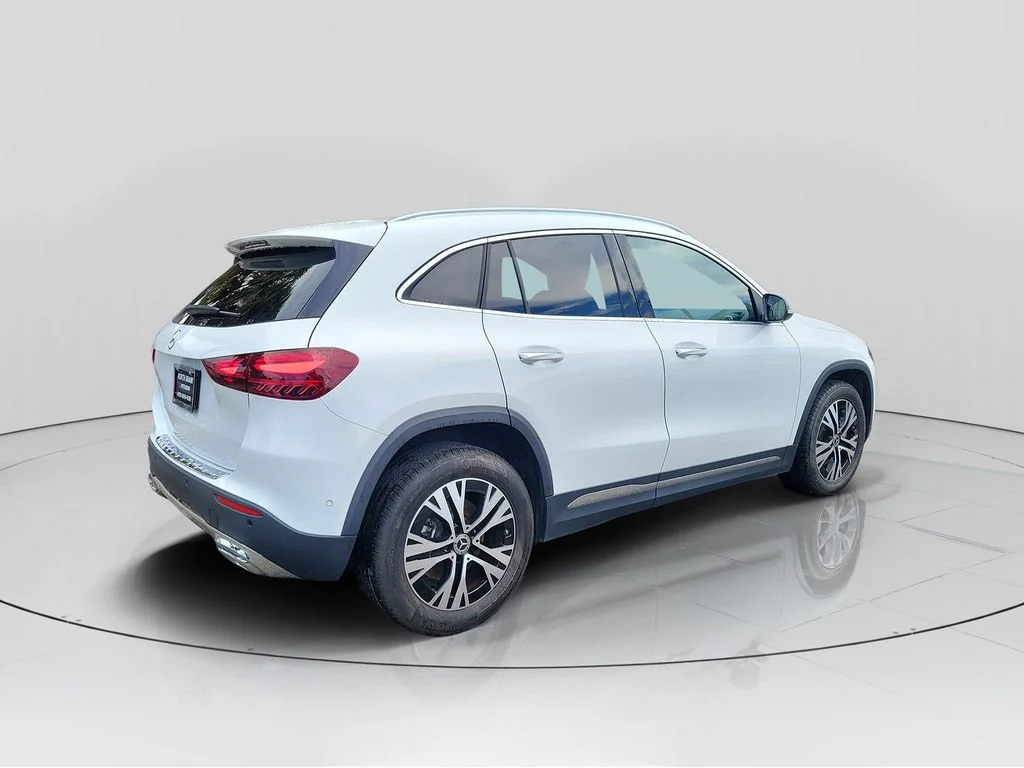 Used 2025 White Mercedes-Benz GLA 250 image 7