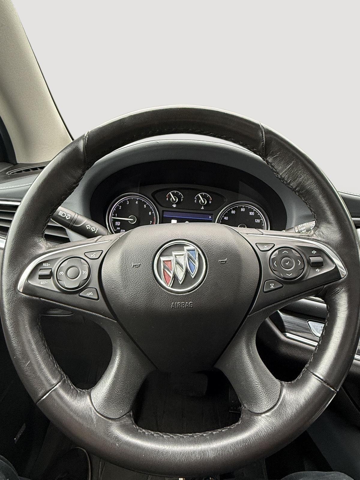 Used 2021 White Frost Tricoat Buick Essence image 11