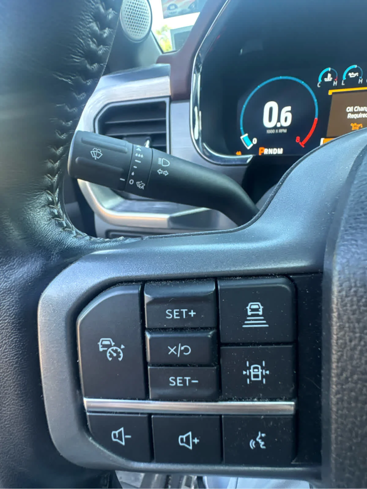 Used 2022 Atlas Blue Metallic Ford LARIAT image 21