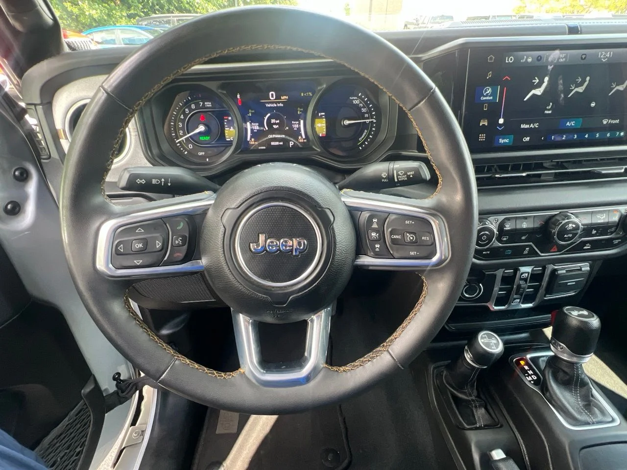 Used 2024 Silver Jeep Sahara 4xe image 28