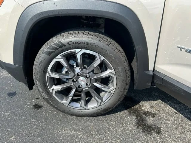 New 2027 Riverstone Metallic GMC Elevation image 23