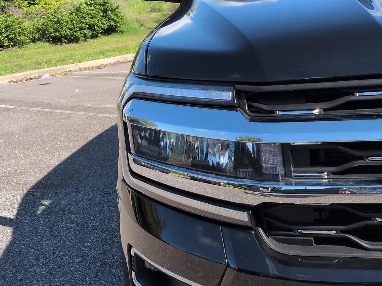 Used 2024 Agate Black Metallic Ford XLT image 10