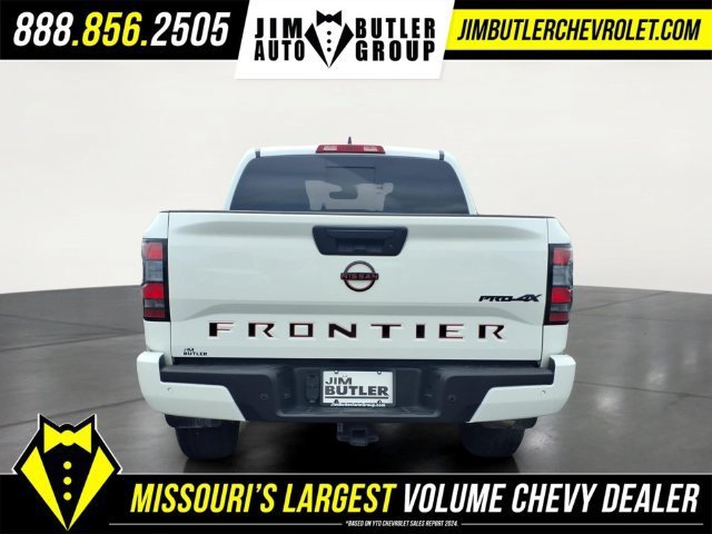 Used 2023 White Nissan Crew Cab PRO-4X 4x4 image 21