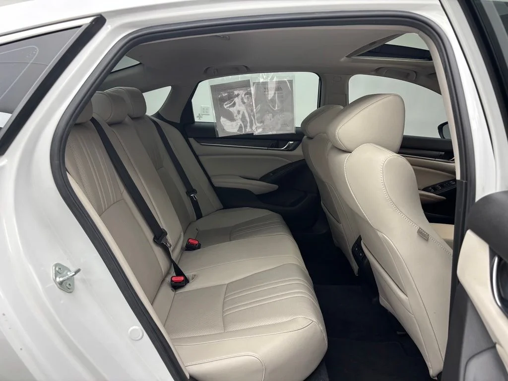 Used 2021  Honda EX-L image 41
