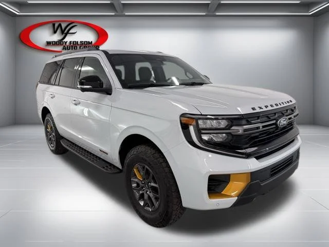 New 2026 Space Silver Metallic Ford Tremor® image 22