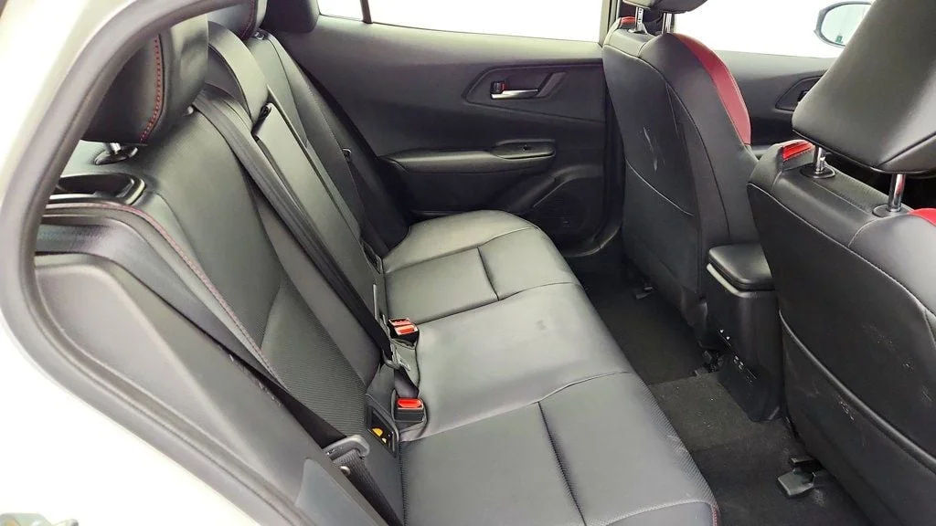 Used 2025 Wind Chill Pearl Toyota XSE Premium w/ Advanced Tech Pkg & Solar Roof image 22