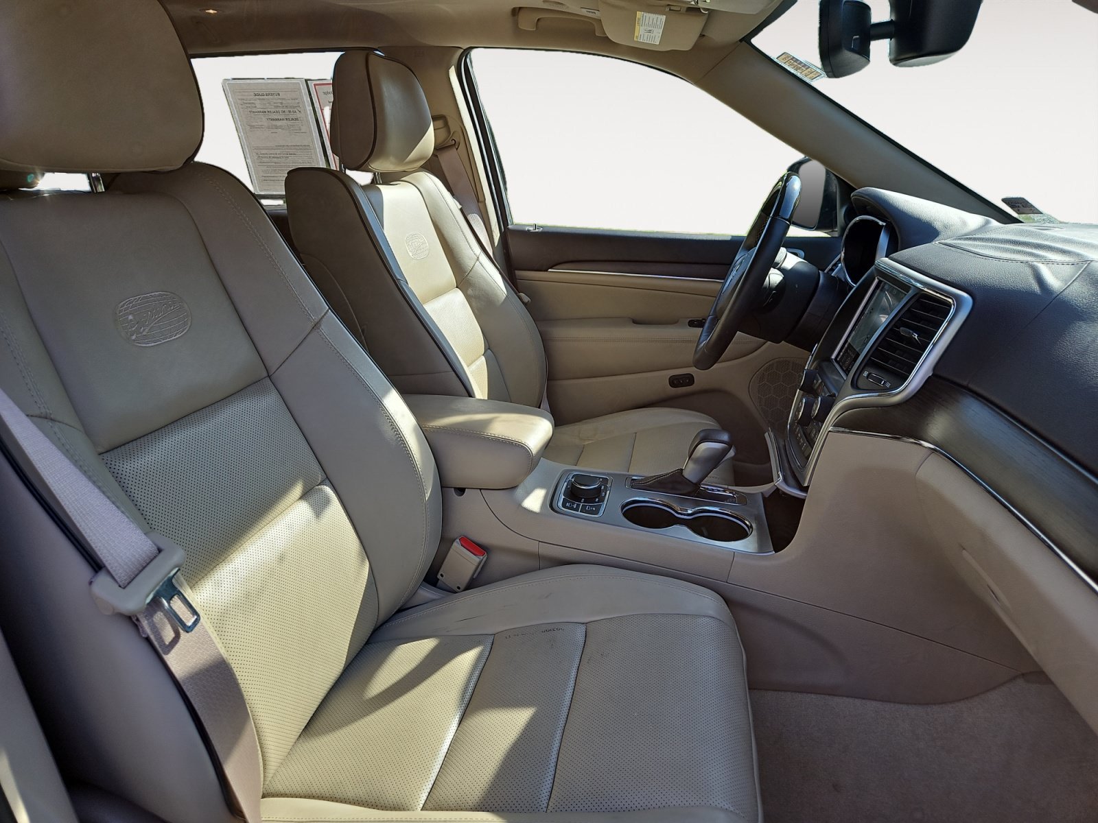 Used 2018 Red Jeep Overland image 15