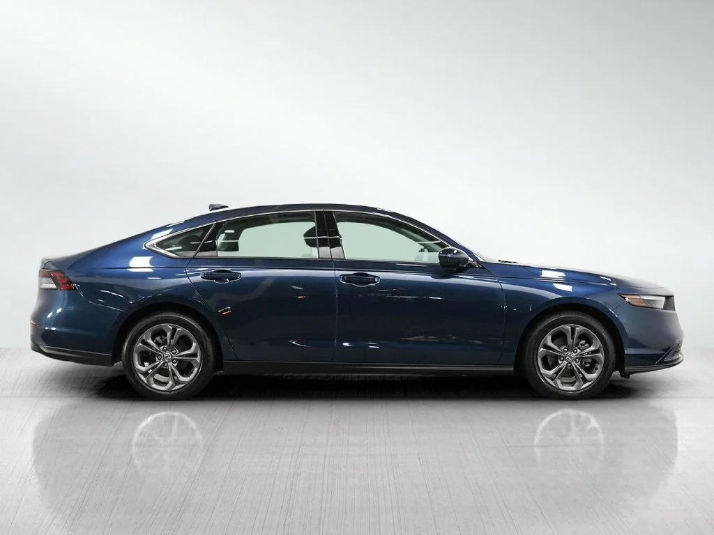 Used 2024 Blue Honda 4D SEDAN 1.5T EX image 6