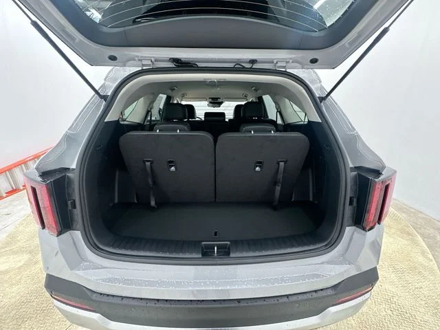 New 2026 Wolf Gray Kia S image 20