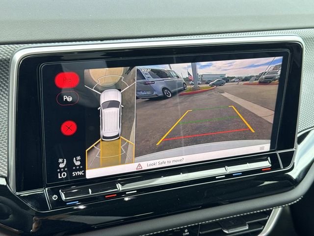 2026 Volkswagen Atlas Cross Sport SEL Premium R-LINE - Photo 17