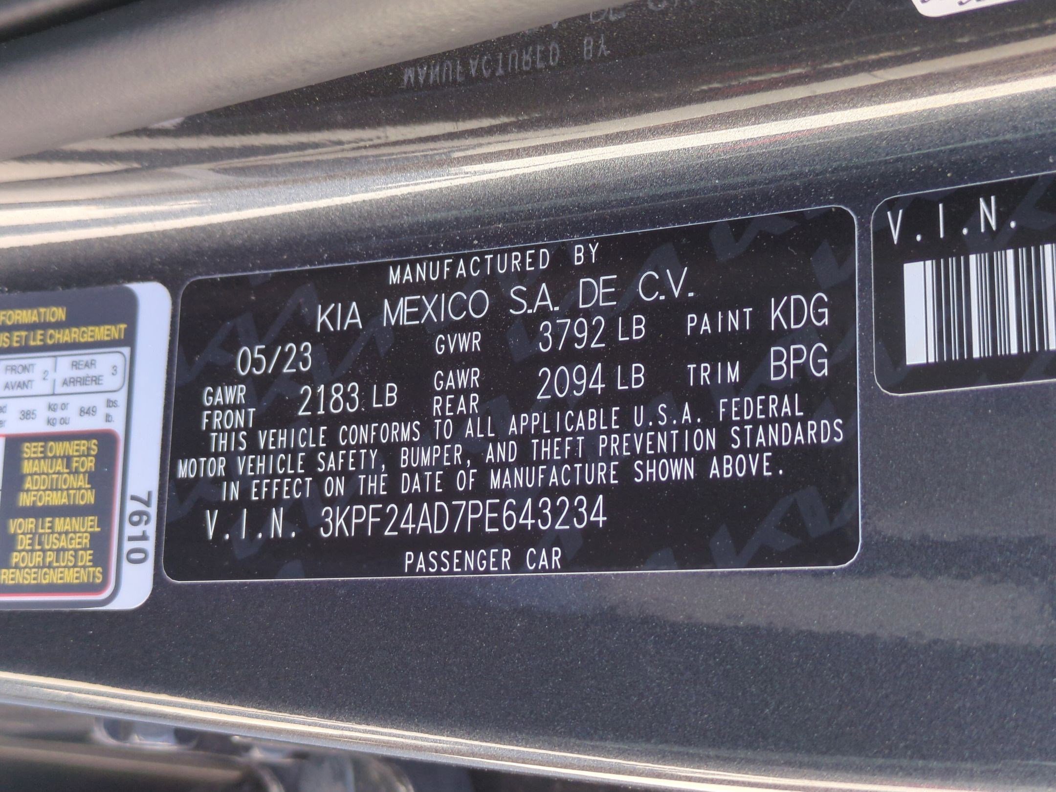 Used 2023 Gravity Gray Kia LXS image 29