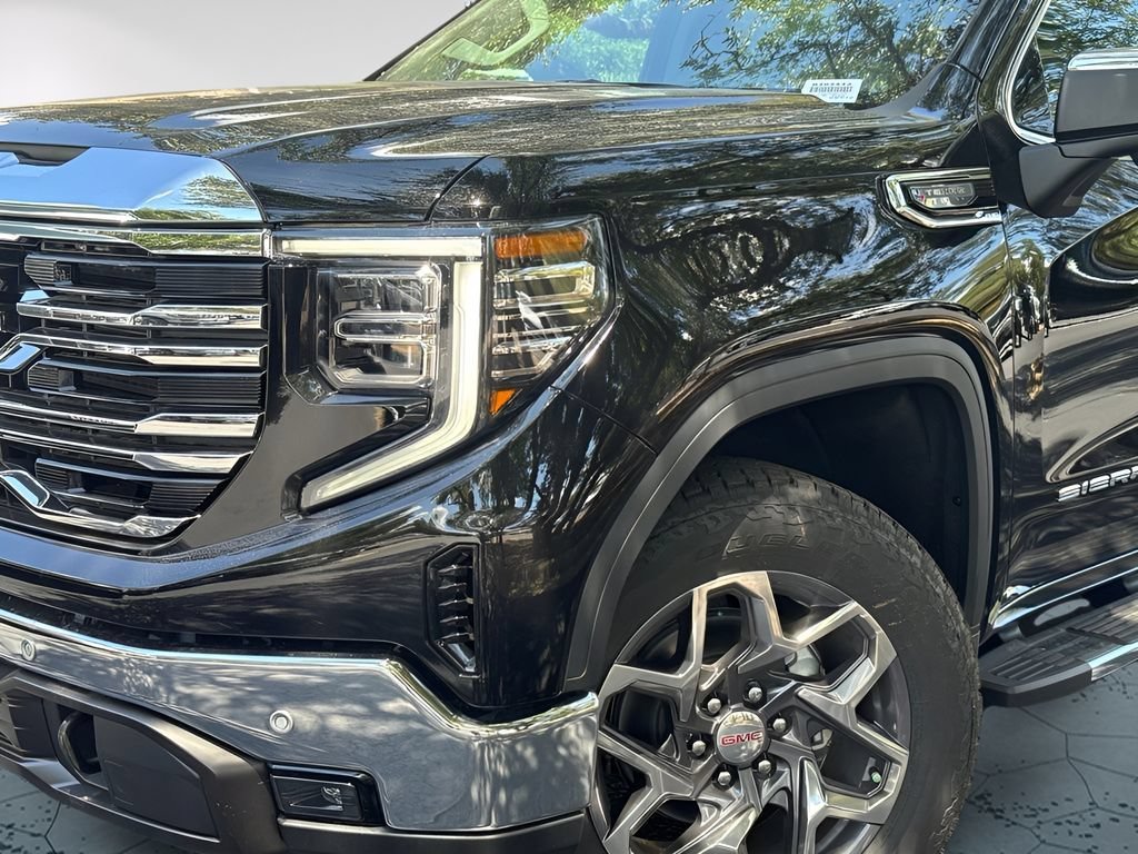 New 2026 Onyx Black GMC SLT image 3